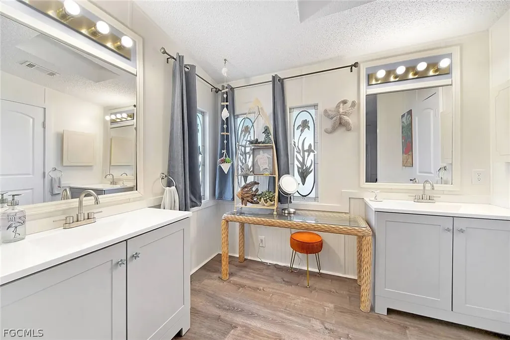 3070 Harpoon Lane St. James City FL 33956