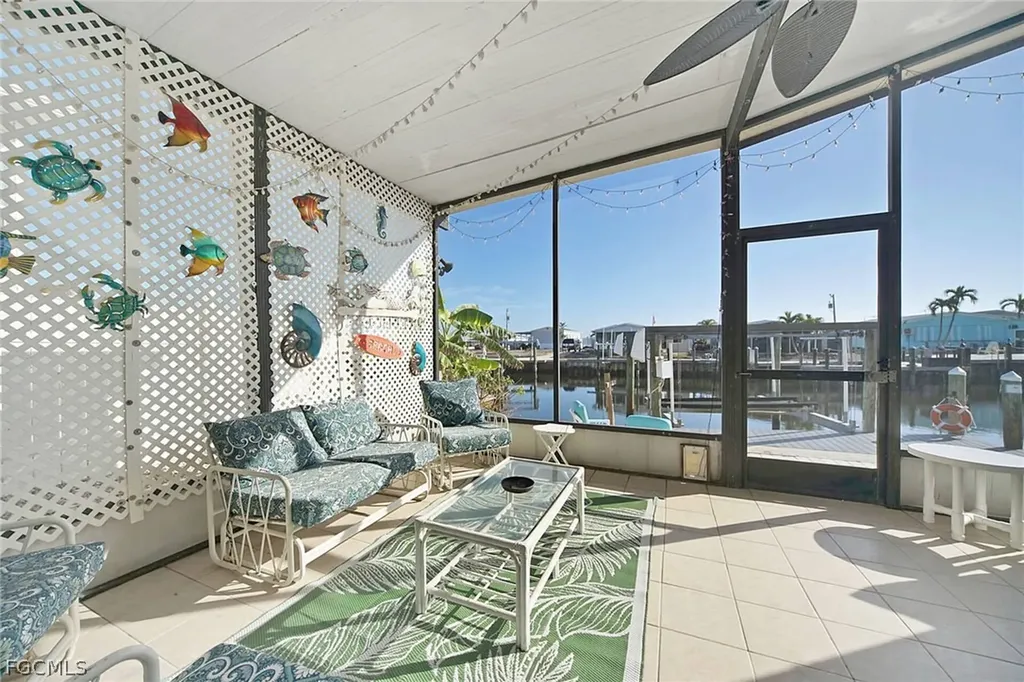 3070 Harpoon Lane St. James City FL 33956