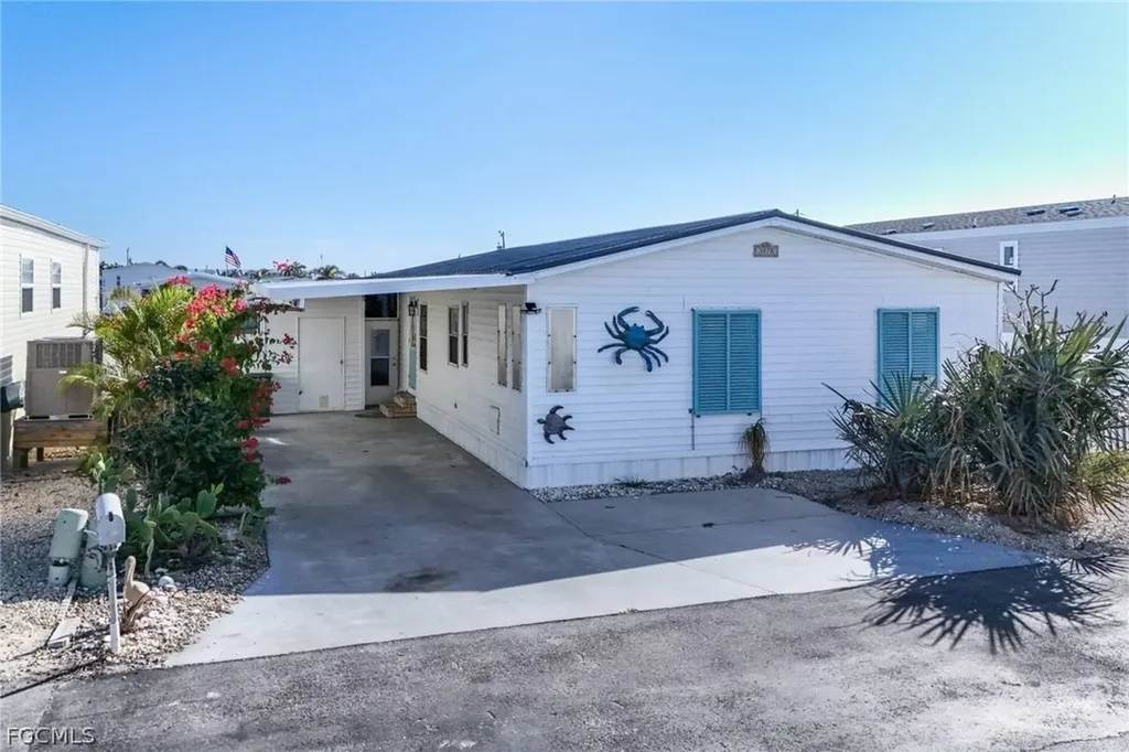 3070 Harpoon Lane St. James City FL 33956