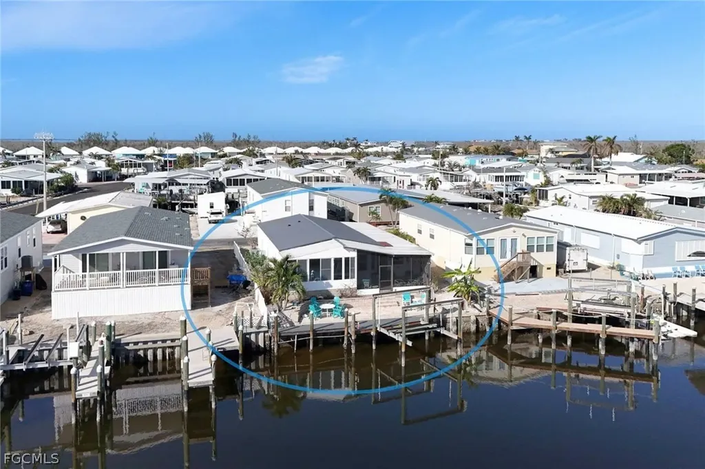 3070 Harpoon Lane St. James City FL 33956