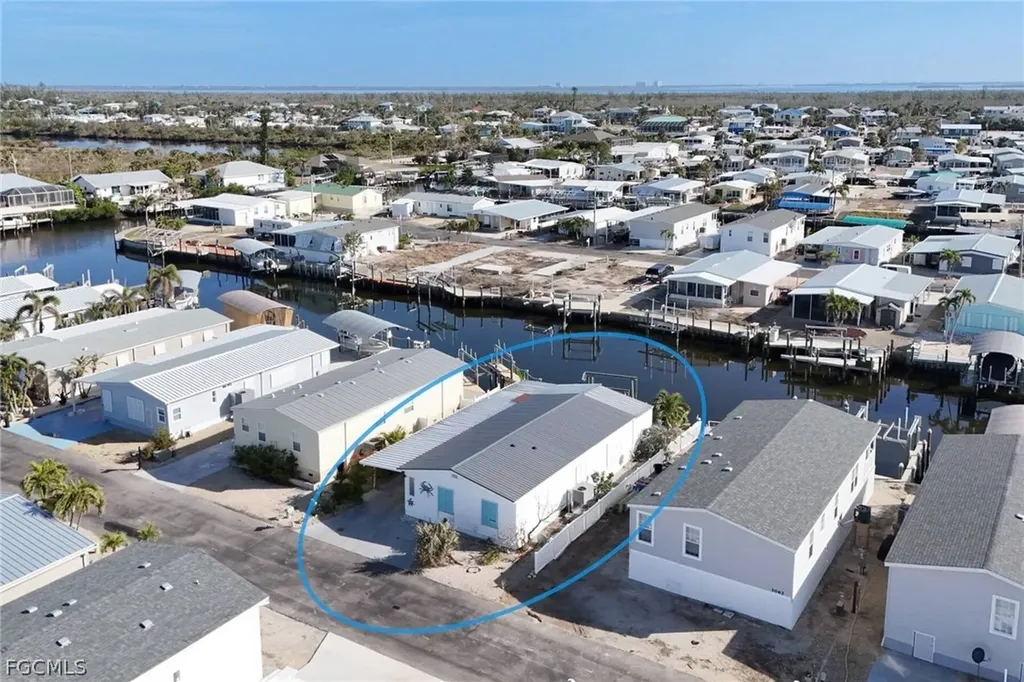 3070 Harpoon Lane St. James City FL 33956