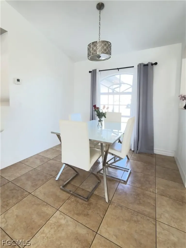 1208 NW 15th Avenue Cape Coral FL 33993
