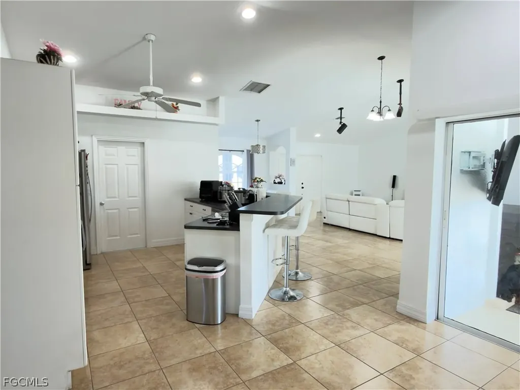 1208 NW 15th Avenue Cape Coral FL 33993