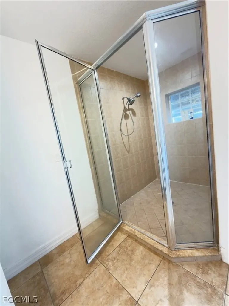 1208 NW 15th Avenue Cape Coral FL 33993
