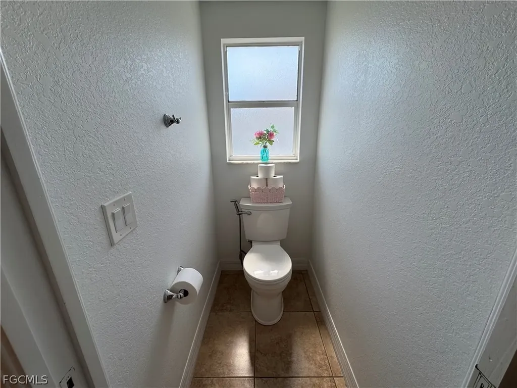 1208 NW 15th Avenue Cape Coral FL 33993