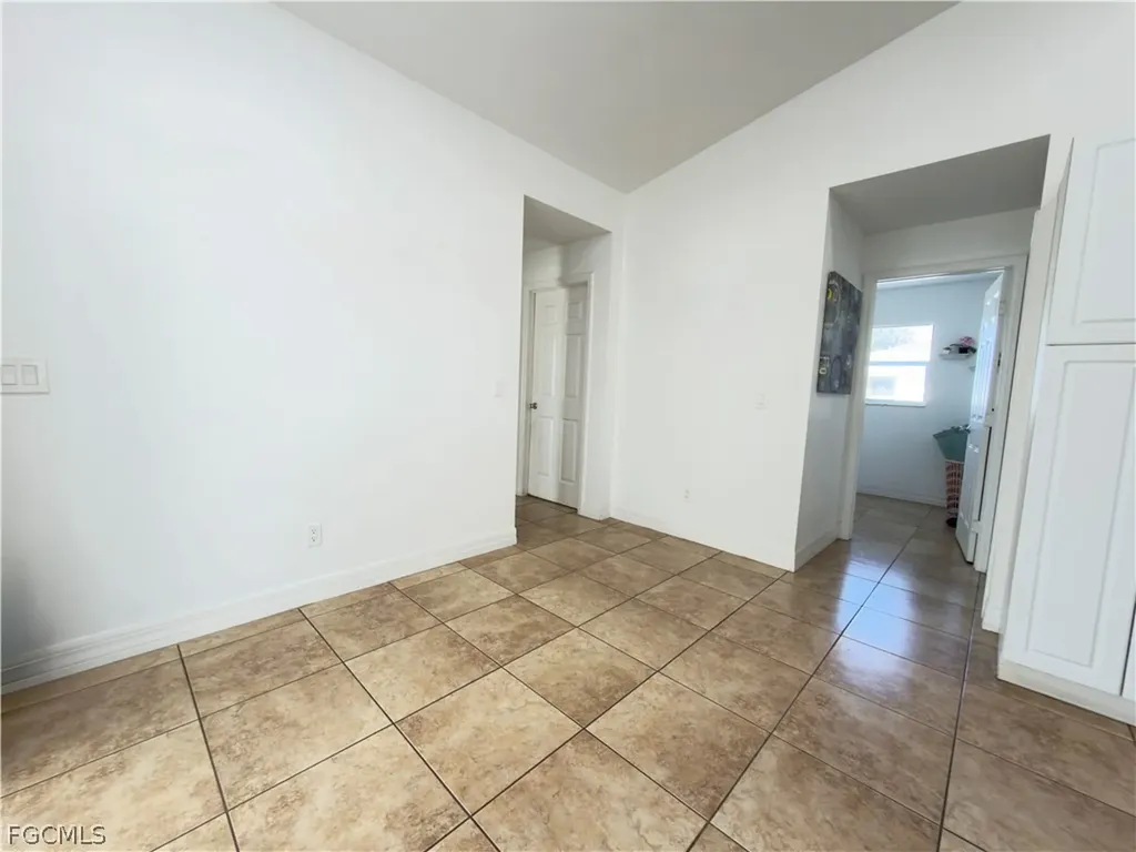 1208 NW 15th Avenue Cape Coral FL 33993
