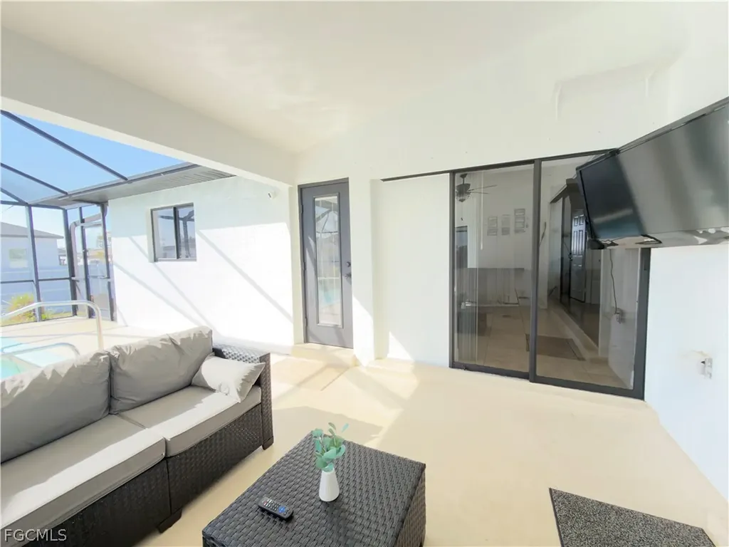 1208 NW 15th Avenue Cape Coral FL 33993
