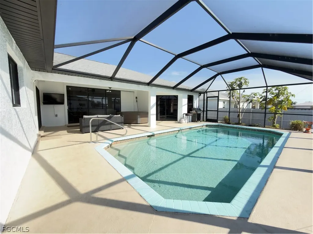 1208 NW 15th Avenue Cape Coral FL 33993