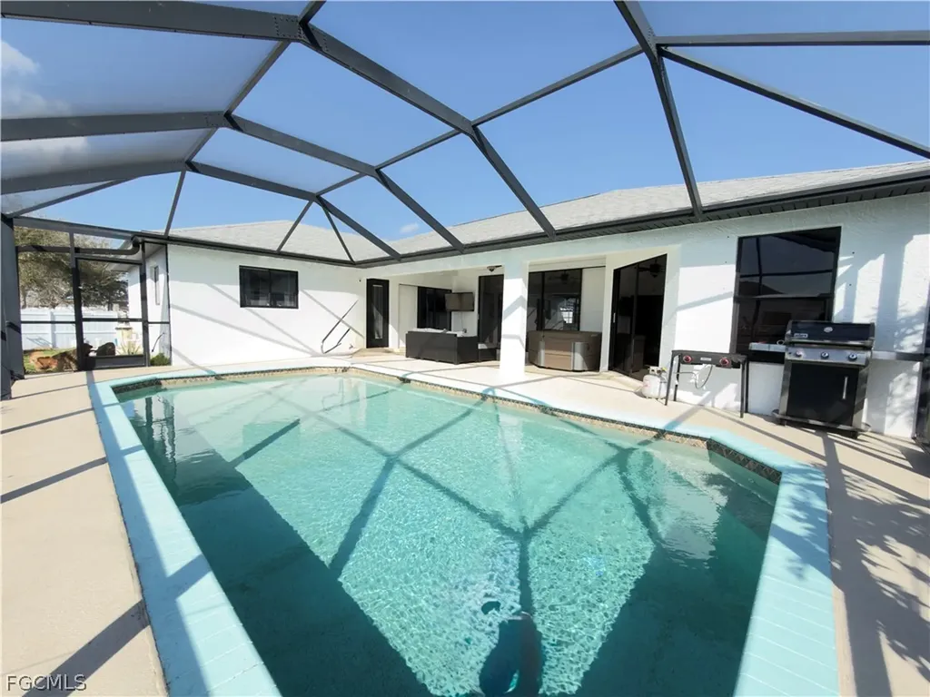 1208 NW 15th Avenue Cape Coral FL 33993