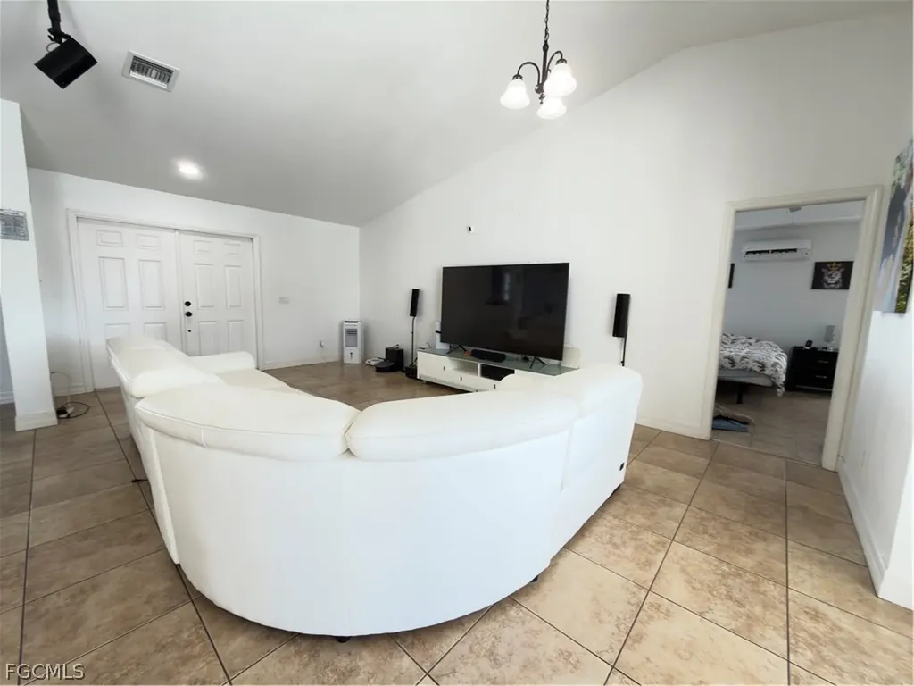 1208 NW 15th Avenue Cape Coral FL 33993