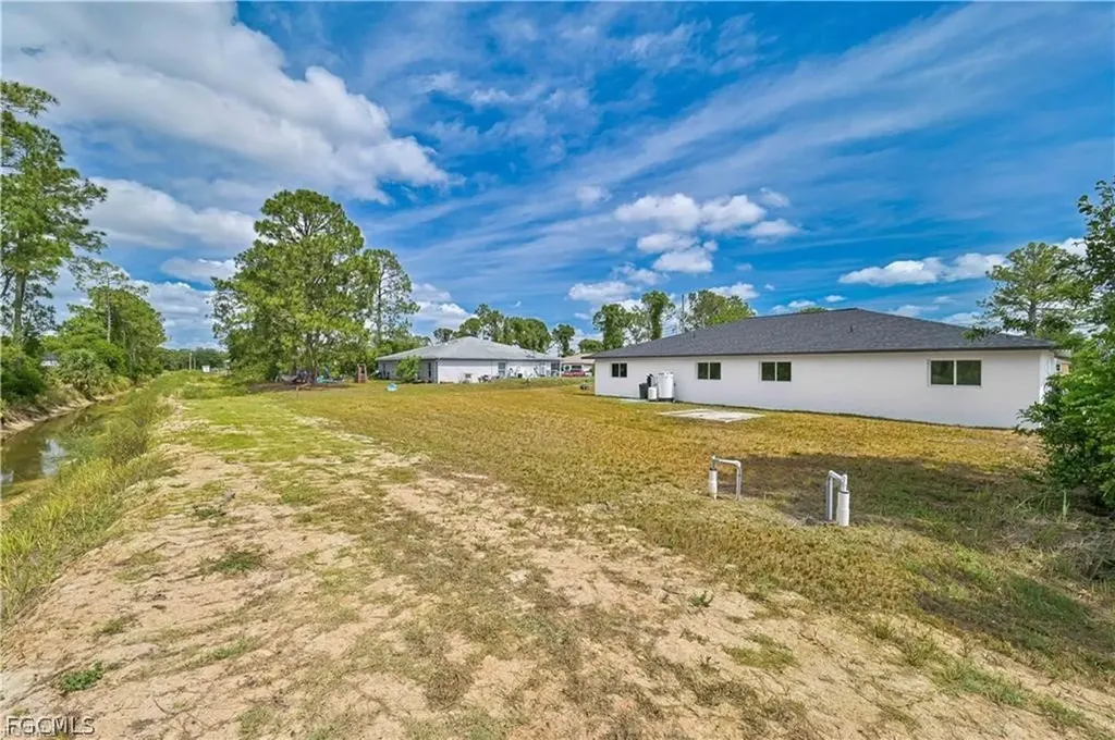 4735 28th Street SW Lehigh Acres FL 33973