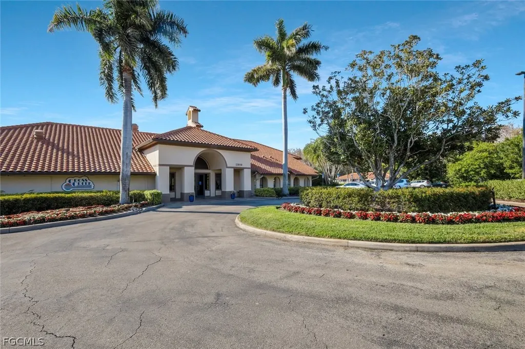 13240 White Marsh Lane Fort Myers FL 33912