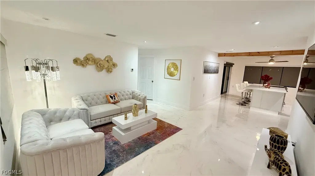 421 Cross Street North Fort Myers FL 33903