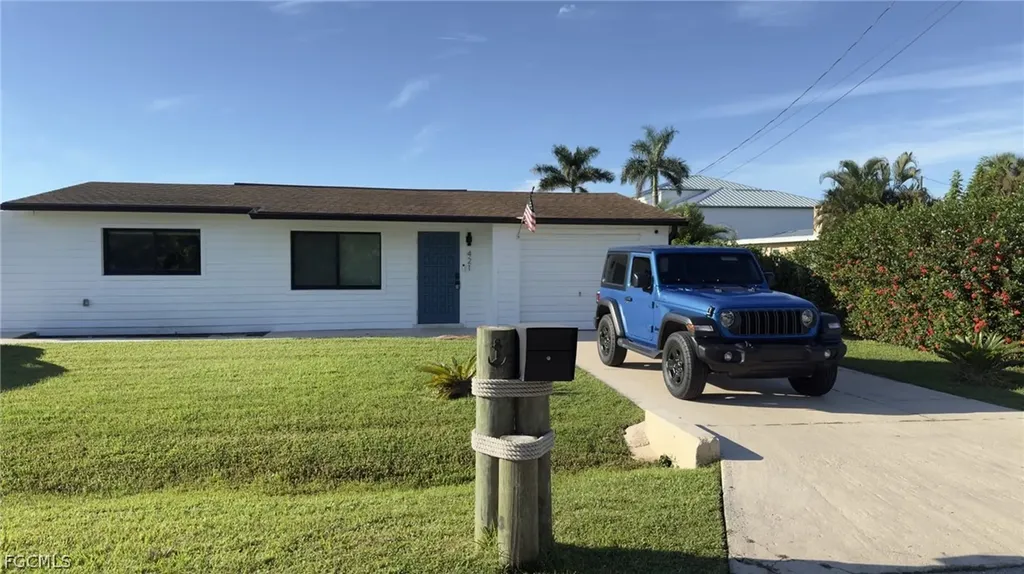 421 Cross Street North Fort Myers FL 33903