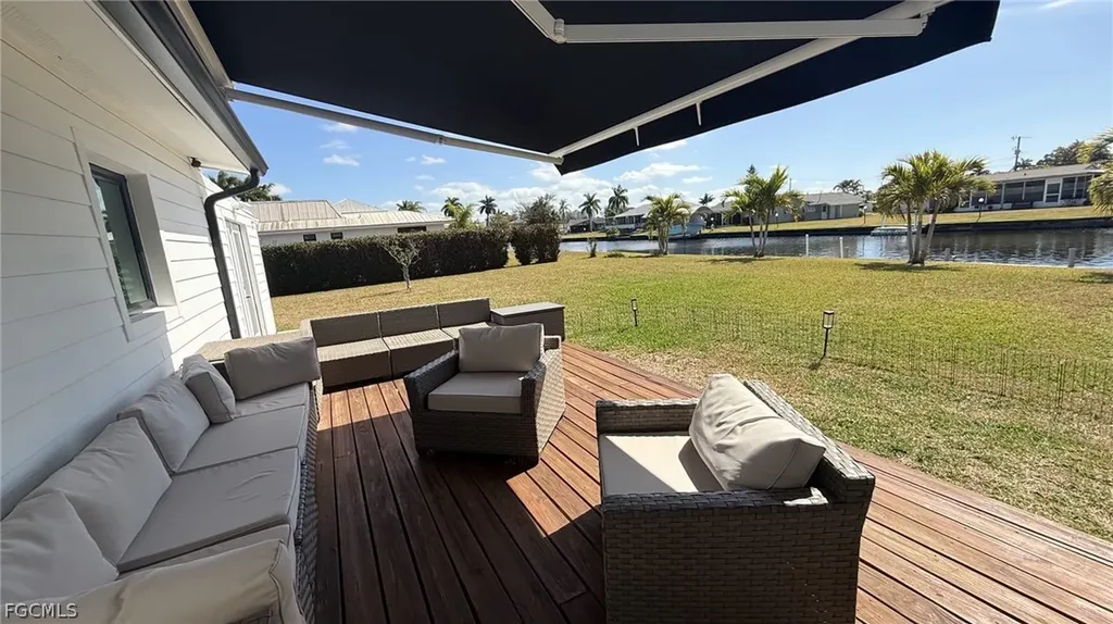 421 Cross Street North Fort Myers FL 33903