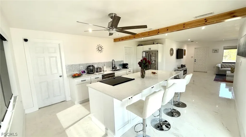 421 Cross Street North Fort Myers FL 33903