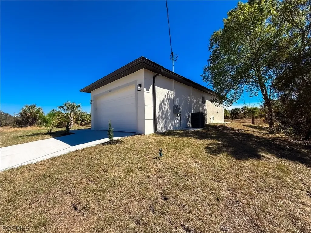 2008 Alliance Lane Labelle FL 33935