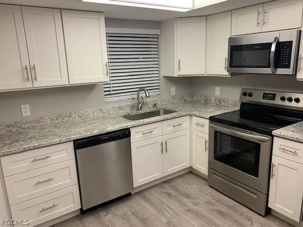 13240 White Marsh Lane Fort Myers FL 33912