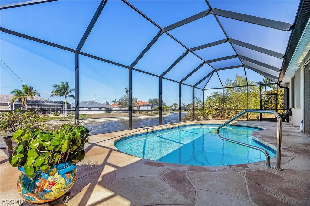 3712 SW 11th Place Cape Coral FL 33914