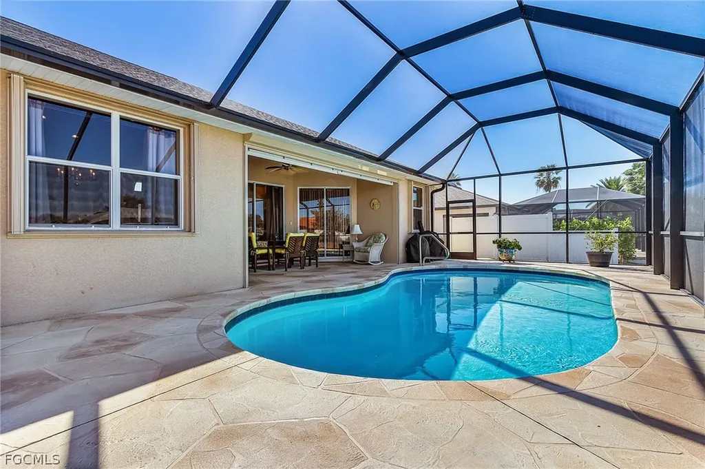 3712 SW 11th Place Cape Coral FL 33914