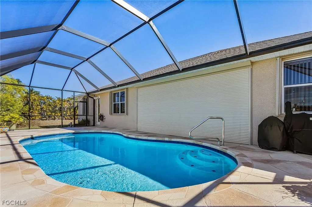 3712 SW 11th Place Cape Coral FL 33914