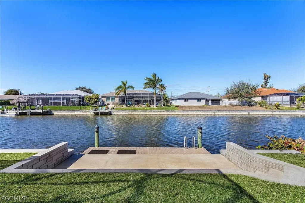3712 SW 11th Place Cape Coral FL 33914