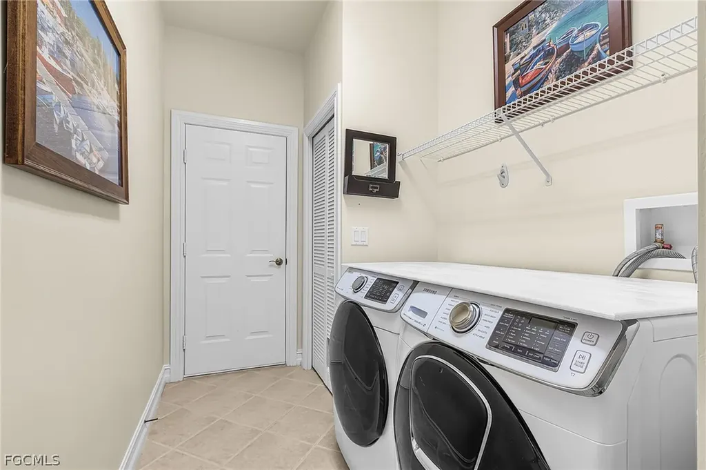 3712 SW 11th Place Cape Coral FL 33914