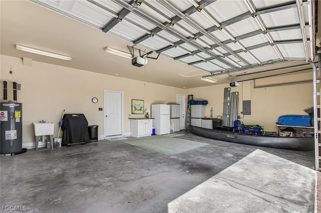 3712 SW 11th Place Cape Coral FL 33914