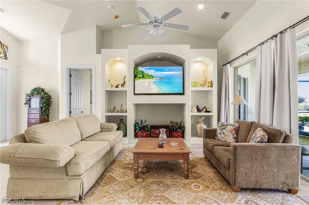 3712 SW 11th Place Cape Coral FL 33914