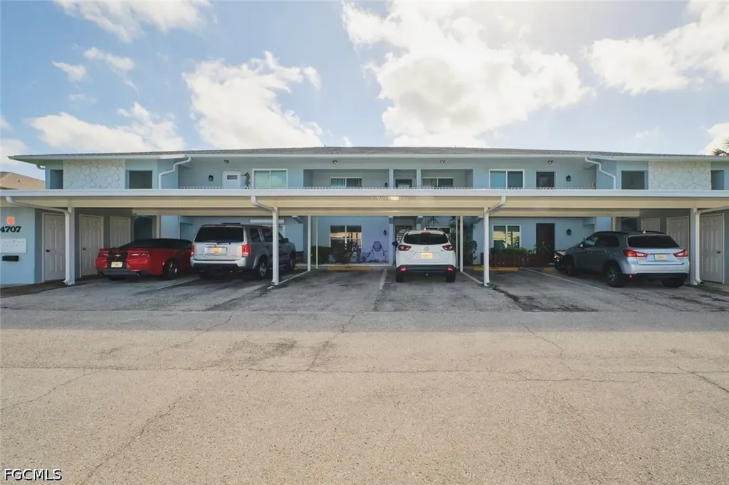 4707 SE 5th Avenue Cape Coral FL 33904