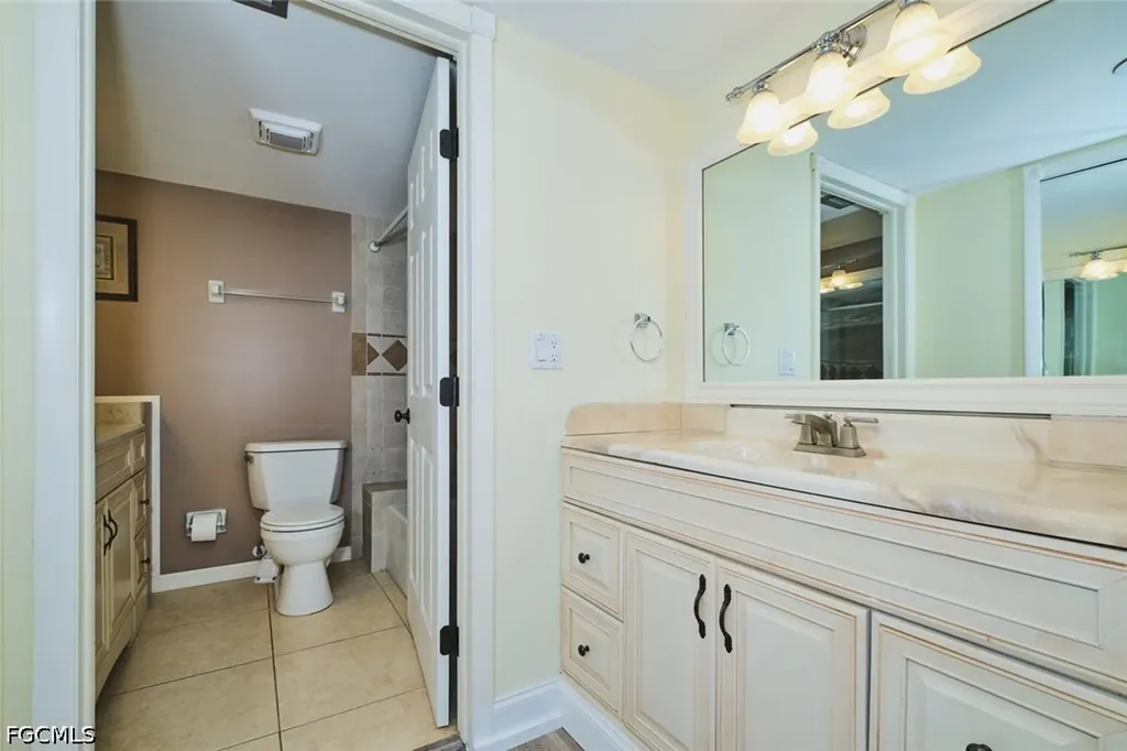 4707 SE 5th Avenue Cape Coral FL 33904
