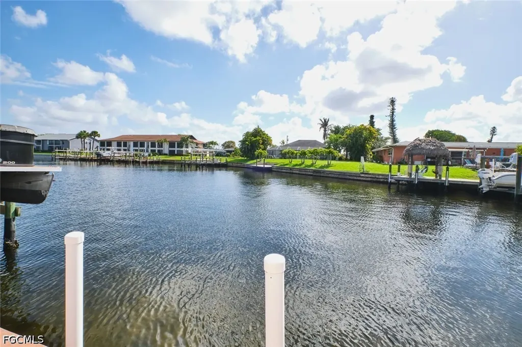 4707 SE 5th Avenue Cape Coral FL 33904