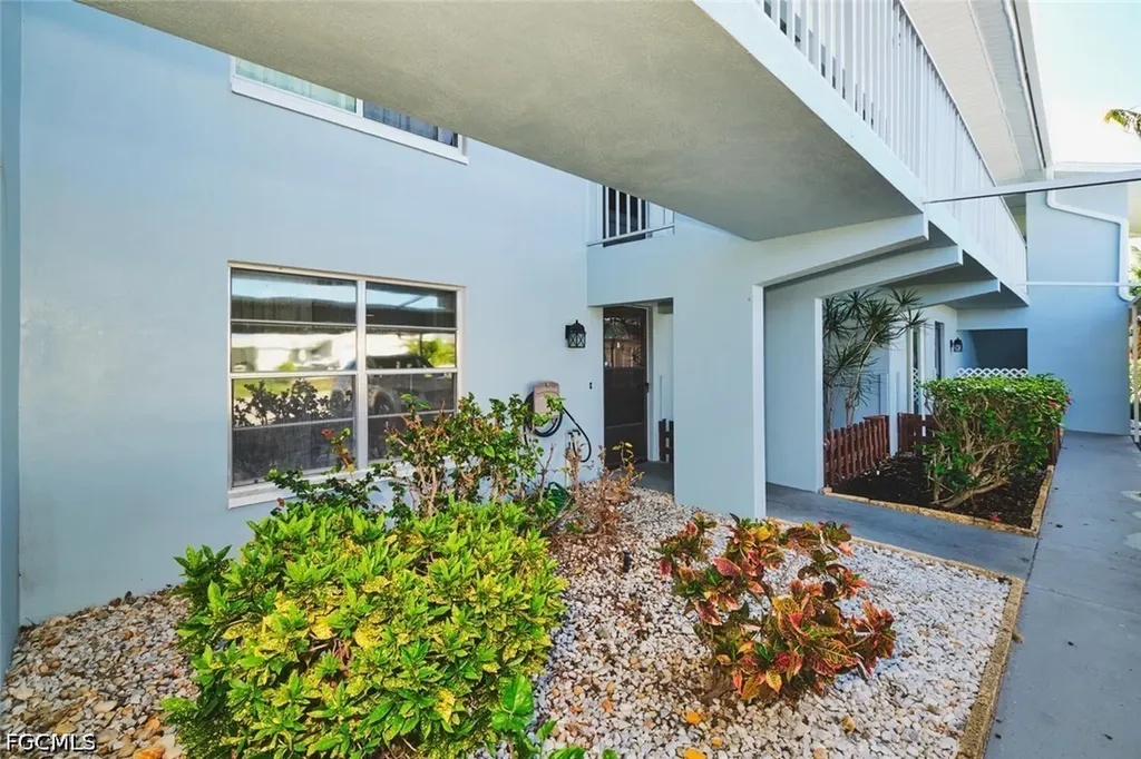 4707 SE 5th Avenue Cape Coral FL 33904
