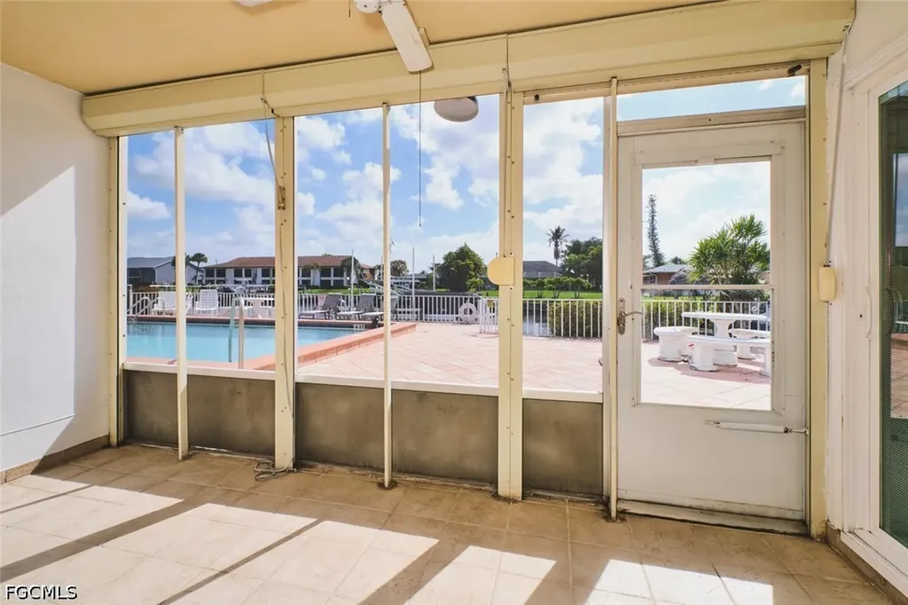 4707 SE 5th Avenue Cape Coral FL 33904