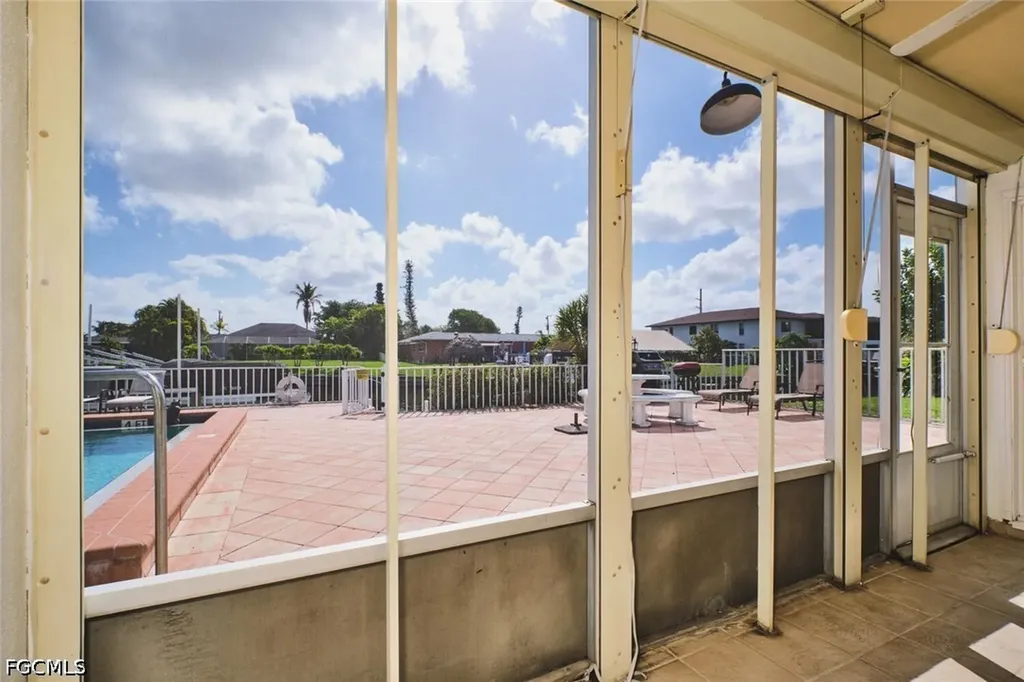 4707 SE 5th Avenue Cape Coral FL 33904