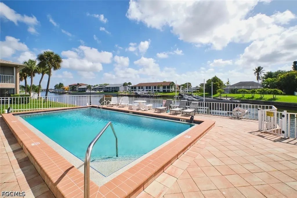 4707 SE 5th Avenue Cape Coral FL 33904