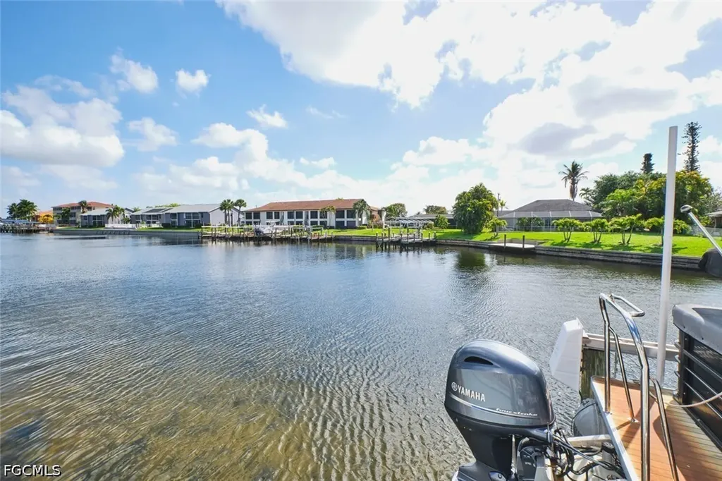 4707 SE 5th Avenue Cape Coral FL 33904