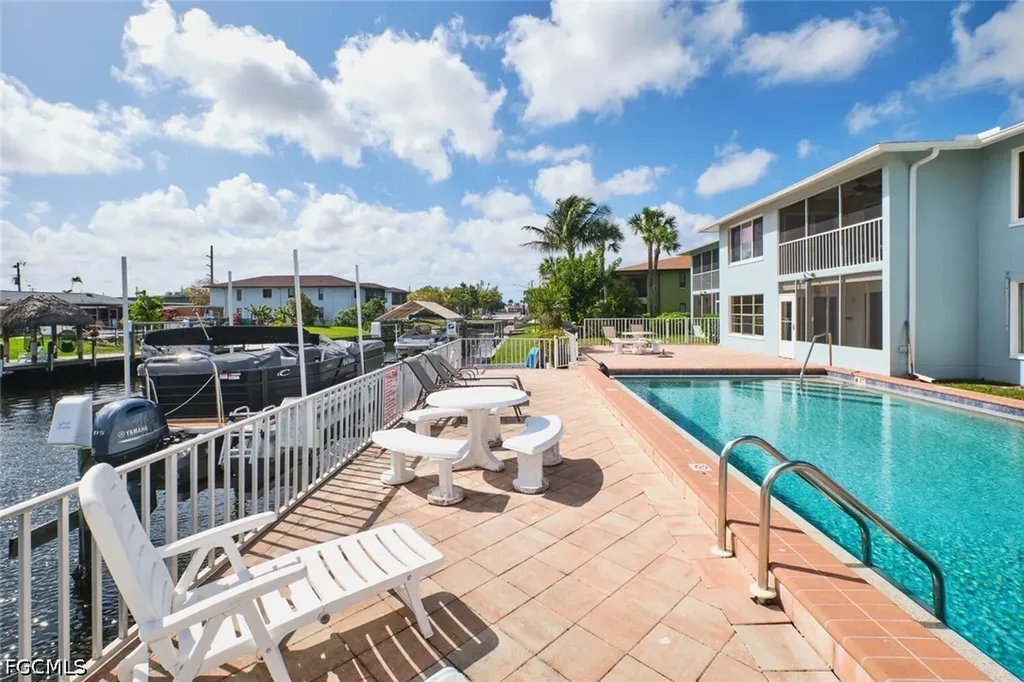 4707 SE 5th Avenue Cape Coral FL 33904