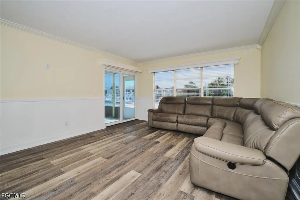 4707 SE 5th Avenue Cape Coral FL 33904