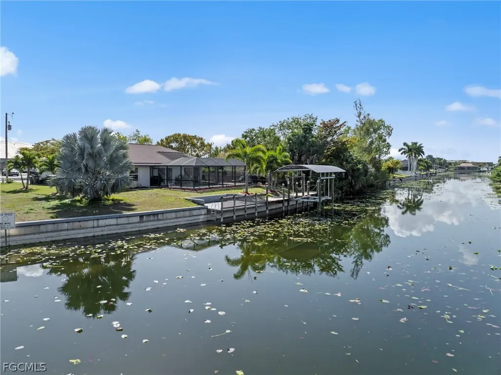 126 SE 15th Place Cape Coral FL 33990