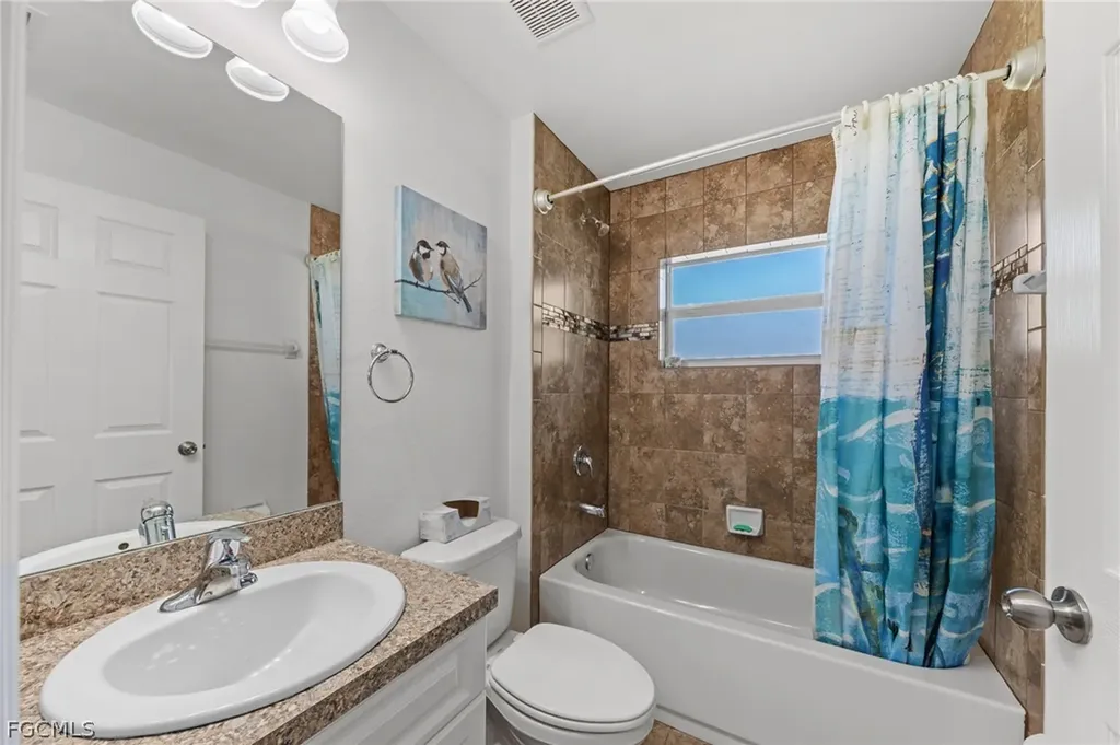 126 SE 15th Place Cape Coral FL 33990