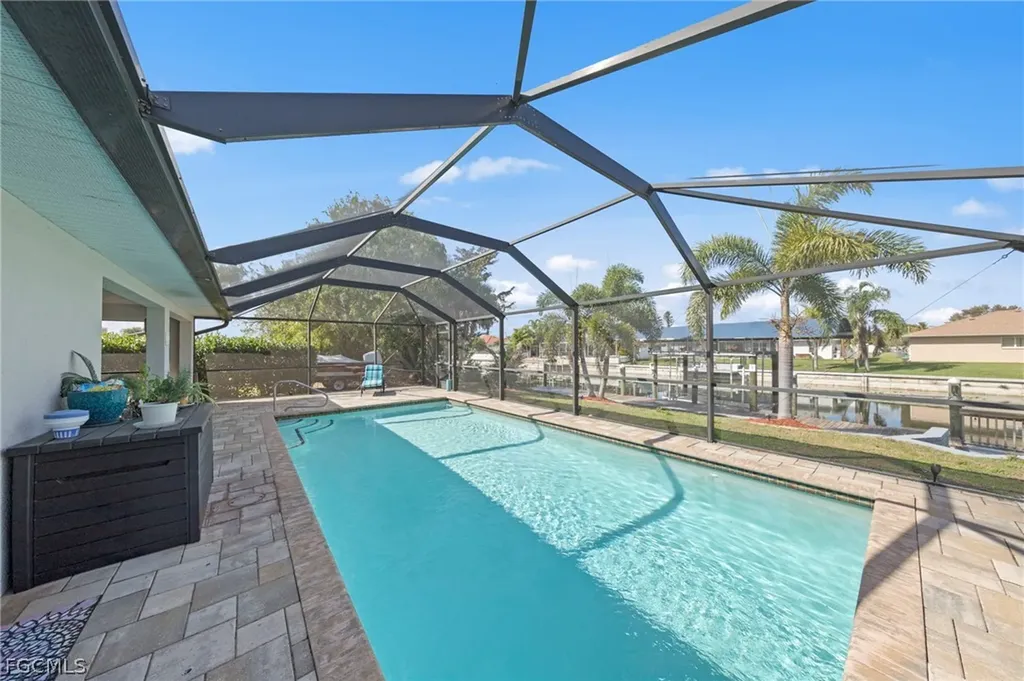 126 SE 15th Place Cape Coral FL 33990