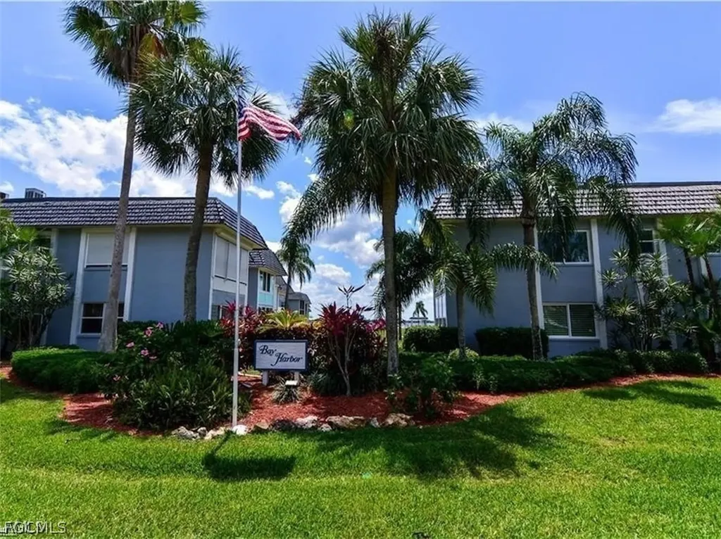 3392 N Key Drive North Fort Myers FL 33903