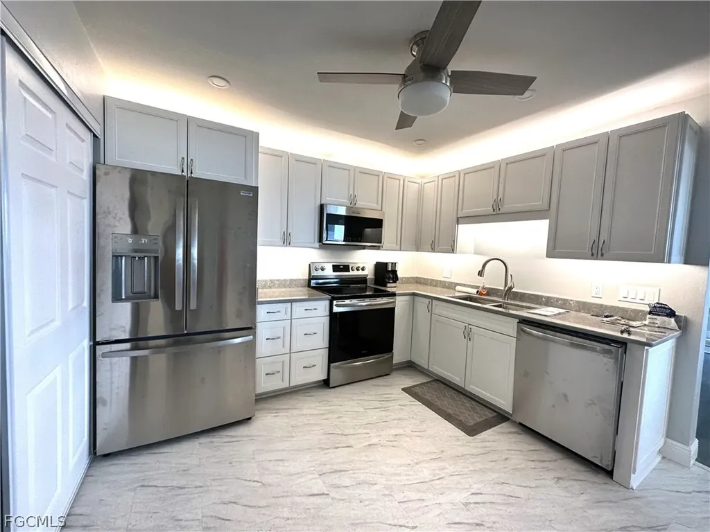 3392 N Key Drive North Fort Myers FL 33903