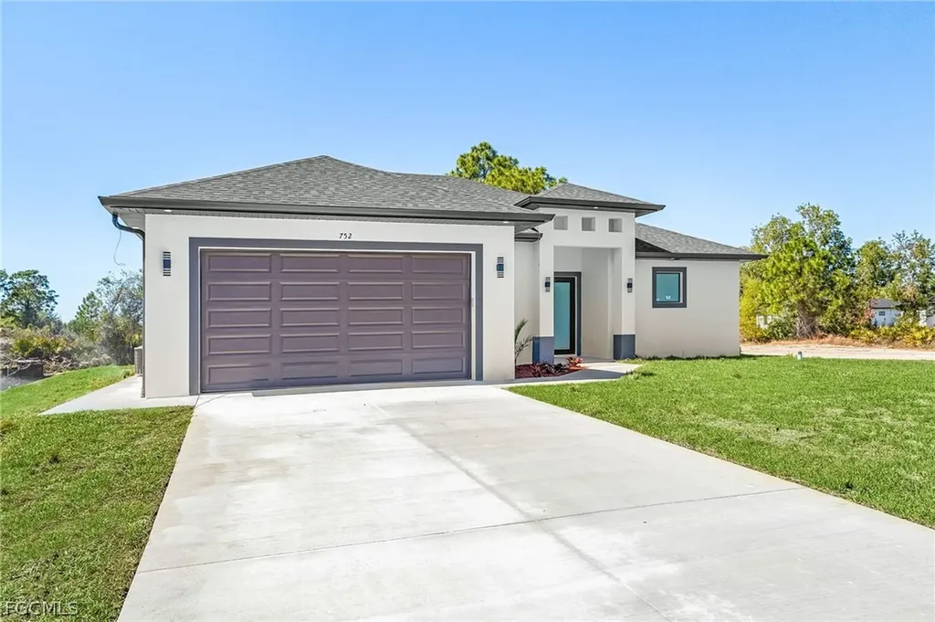 752 Crystal Avenue S Lehigh Acres FL 33974