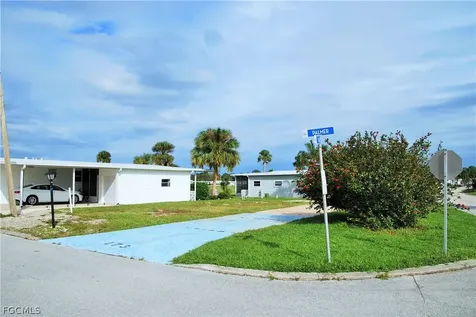 173 Yancey Lane North Fort Myers FL 33903