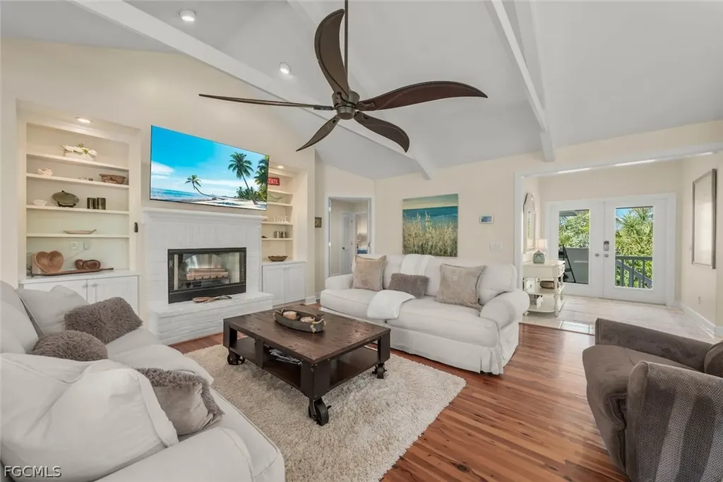 1089 Skiff Place Sanibel FL 33957