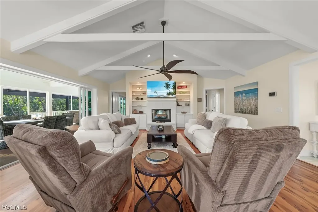1089 Skiff Place Sanibel FL 33957
