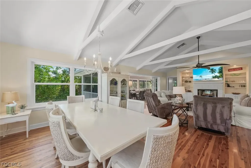 1089 Skiff Place Sanibel FL 33957
