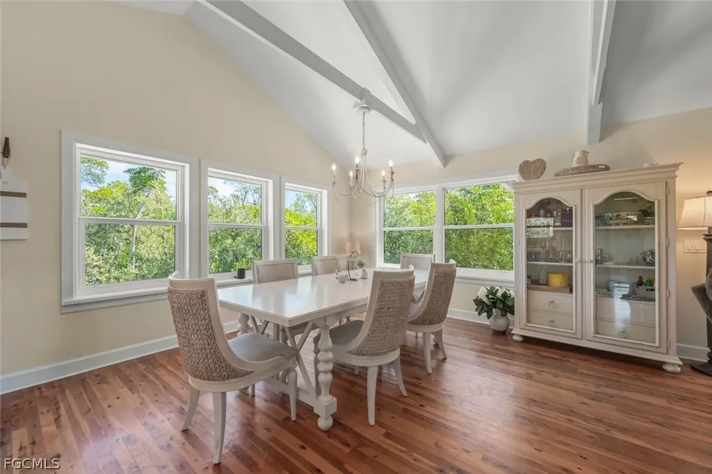 1089 Skiff Place Sanibel FL 33957